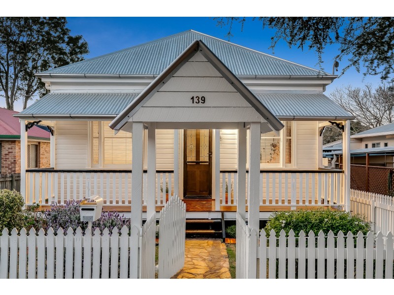 139 Long Street, South Toowoomba QLD 4350