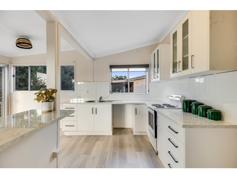 27 Christmas Street, North Toowoomba QLD 4350