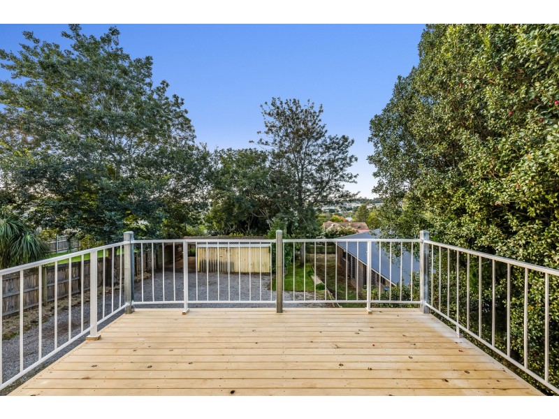 27 Christmas Street, North Toowoomba QLD 4350