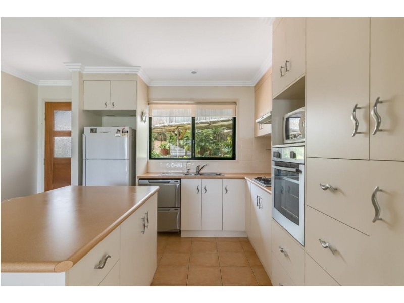 11/1 Cossart Street, Centenary Heights QLD 4350