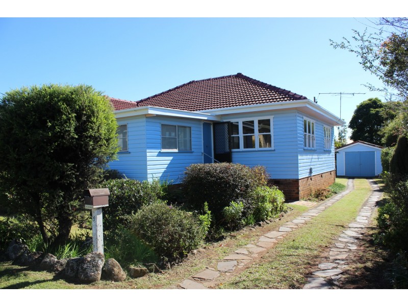 5 Norah Street, Centenary Heights QLD 4350