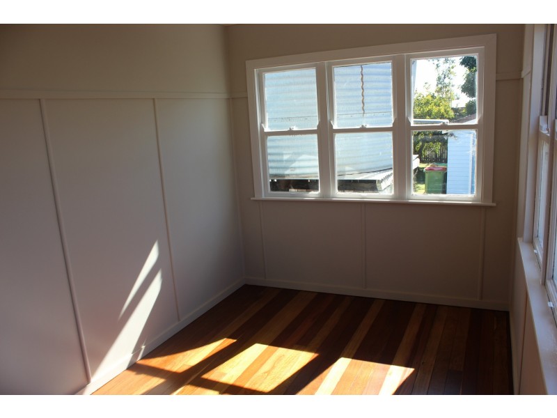 5 Norah Street, Centenary Heights QLD 4350