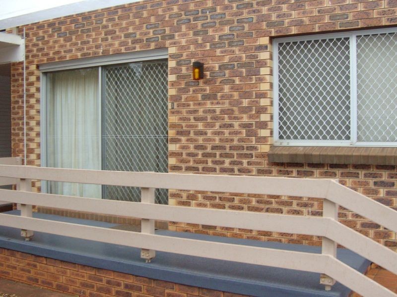 1/8 James Street, East Toowoomba QLD 4350