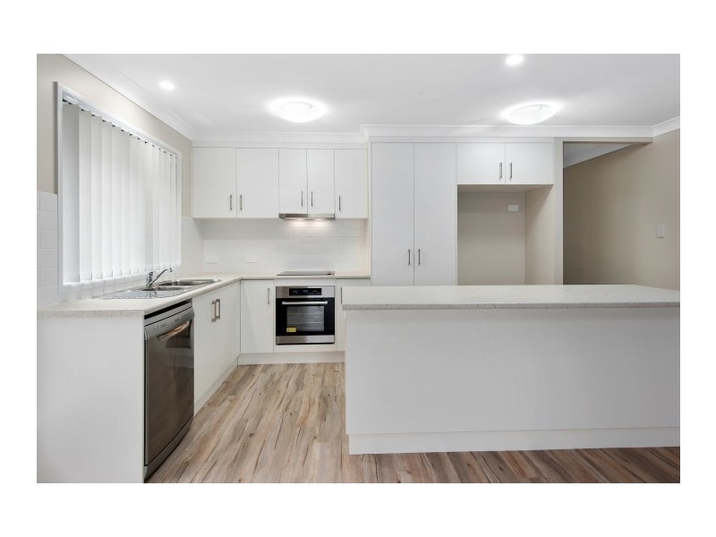 7 Serengetti Street, Harristown QLD 4350