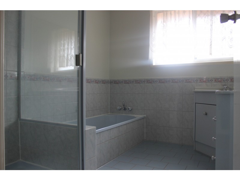 19 Denyer Street, Wilsonton QLD 4350