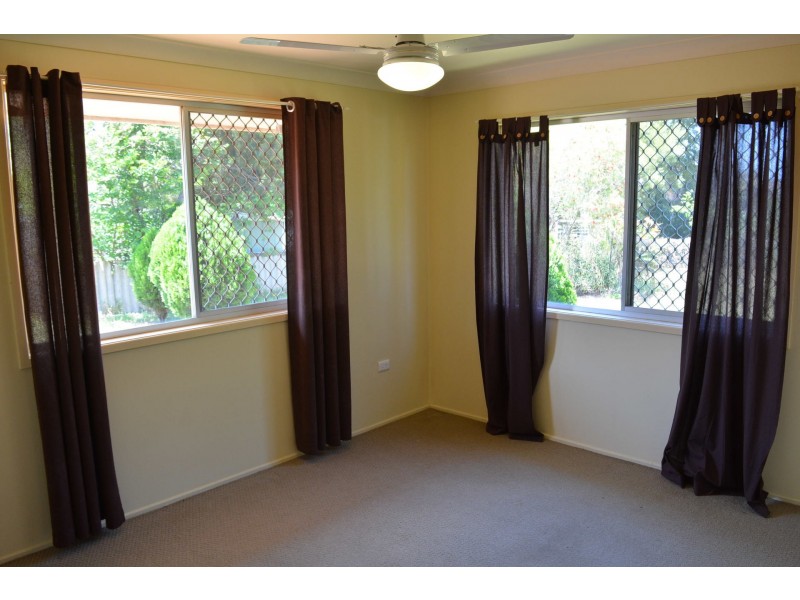 2/382 North Street, Wilsonton QLD 4350