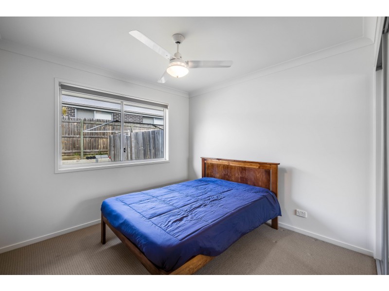 1 & 2/10 Rosenstengel Street, Darling Heights QLD 4350
