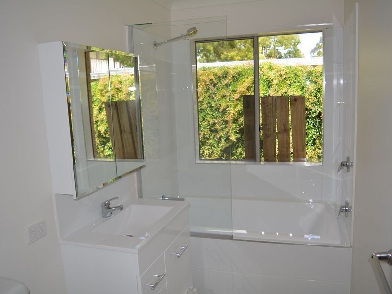 2/108A James Street, South Toowoomba QLD 4350