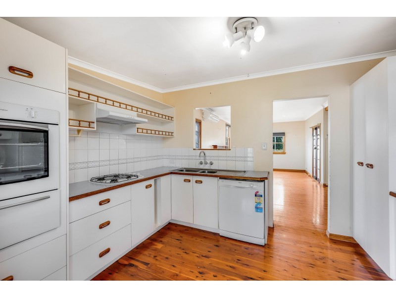 172 South Street, Centenary Heights QLD 4350