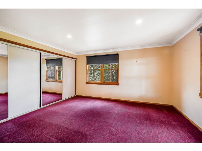 172 South Street, Centenary Heights QLD 4350