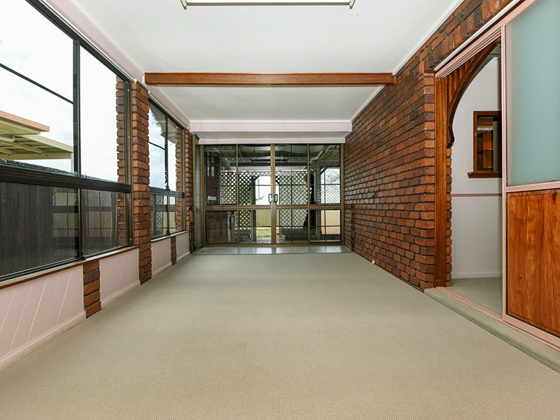 11 Truscott Street, Wilsonton QLD 4350