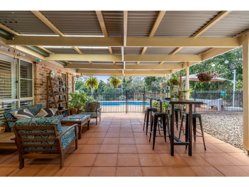 6 Azalea Close, Highfields QLD 4352