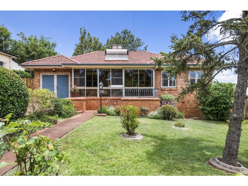 24 Lemnos Street, Harlaxton QLD 4350