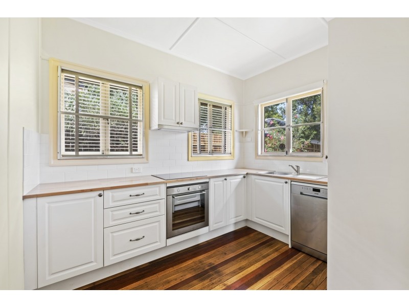 24 Lemnos Street, Harlaxton QLD 4350