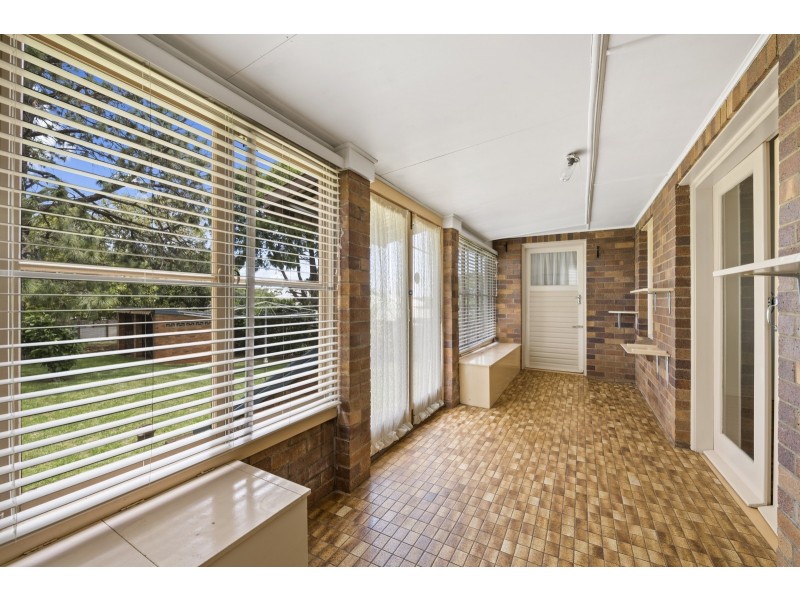 24 Lemnos Street, Harlaxton QLD 4350