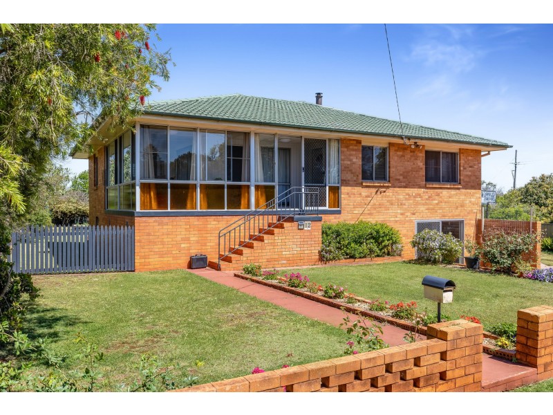 12 Gold Street, South Toowoomba QLD 4350