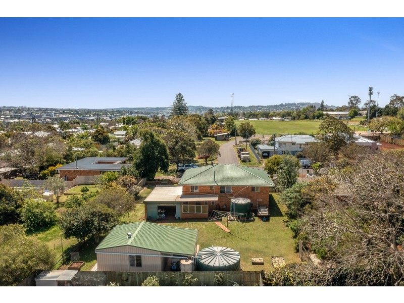12 Gold Street, South Toowoomba QLD 4350