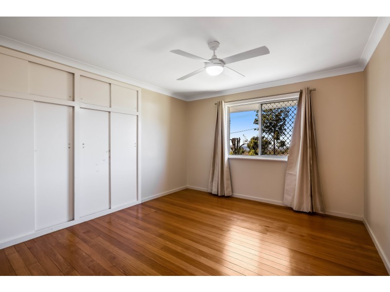 19 Bingara Street, Mount Lofty QLD 4350