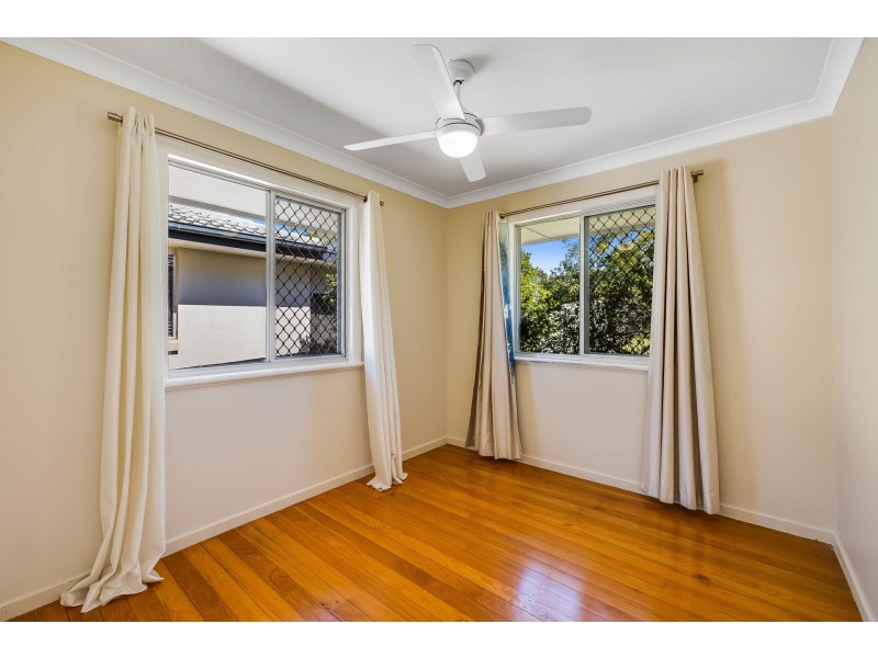 19 Bingara Street, Mount Lofty QLD 4350