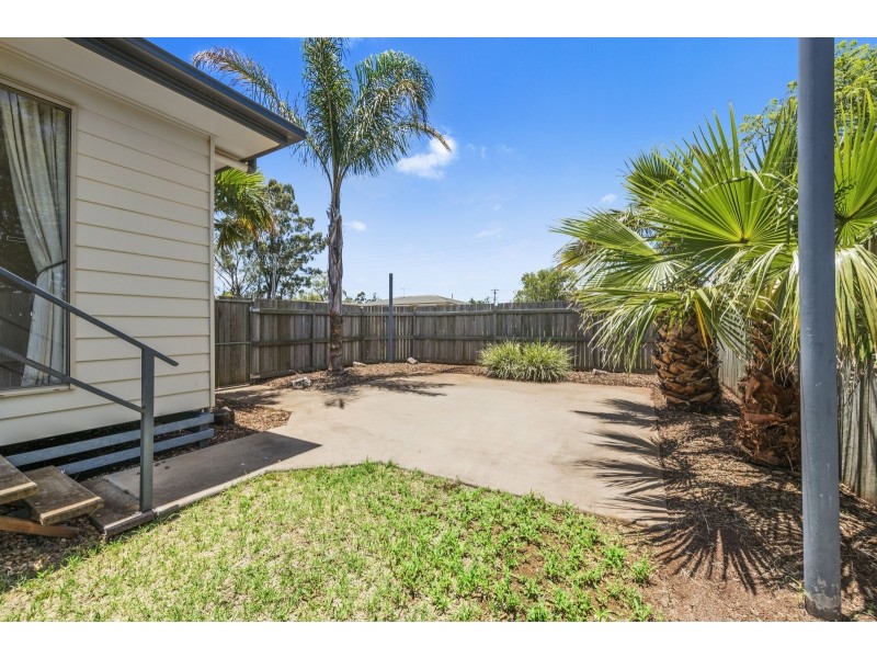 11 King Street, Oakey QLD 4401