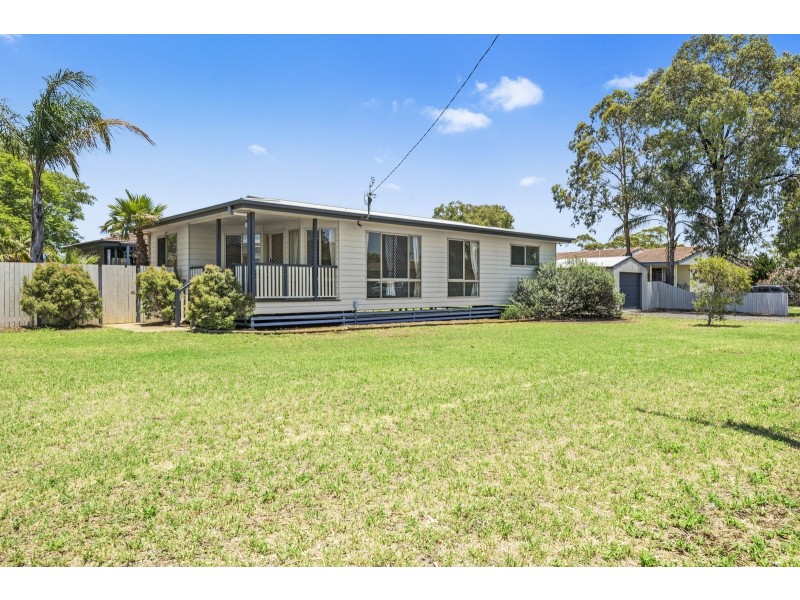 11 King Street, Oakey QLD 4401