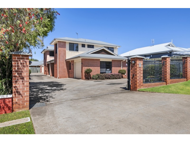 4/18 Gostwyck Street, Newtown QLD 4350