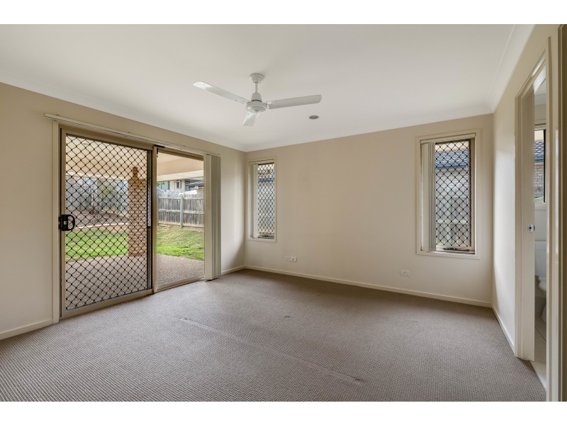 4 Paige Place, Helidon QLD 4344