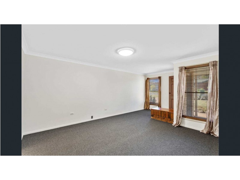 9 Ansett Court, Wilsonton QLD 4350