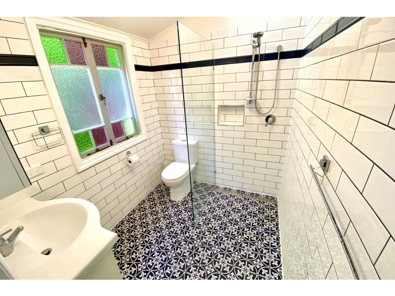 16 Gentle Street, North Toowoomba QLD 4350