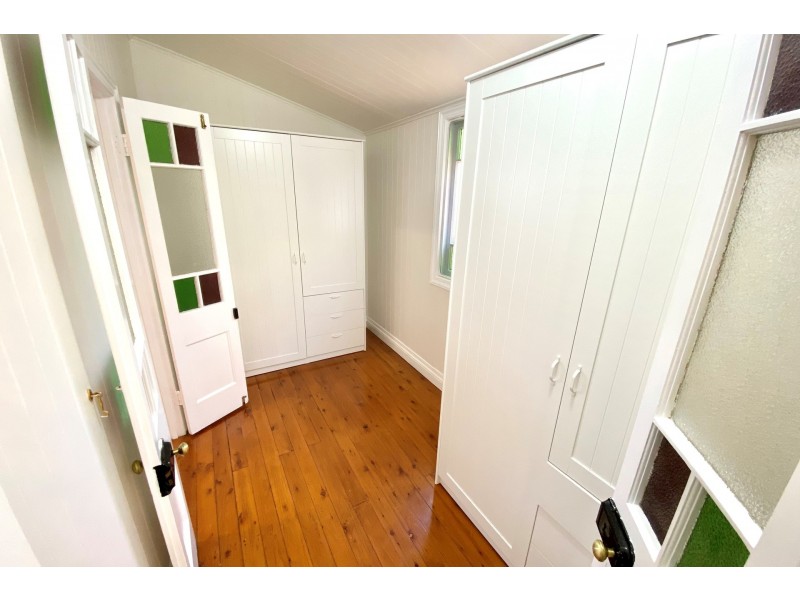 16 Gentle Street, North Toowoomba QLD 4350