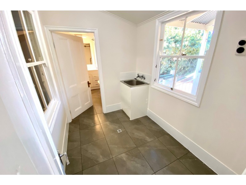 16 Gentle Street, North Toowoomba QLD 4350