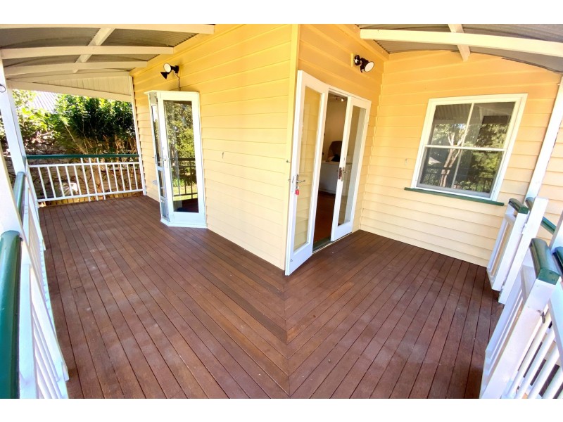 16 Gentle Street, North Toowoomba QLD 4350