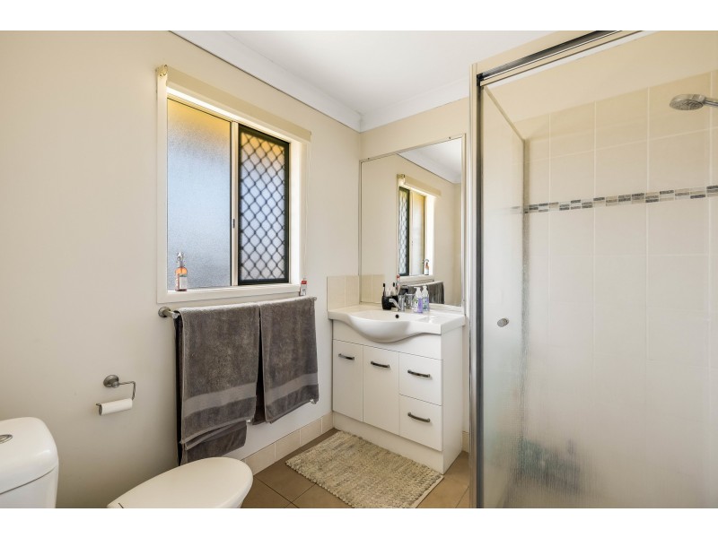 12 Sandalwood Drive, Glenvale QLD 4350