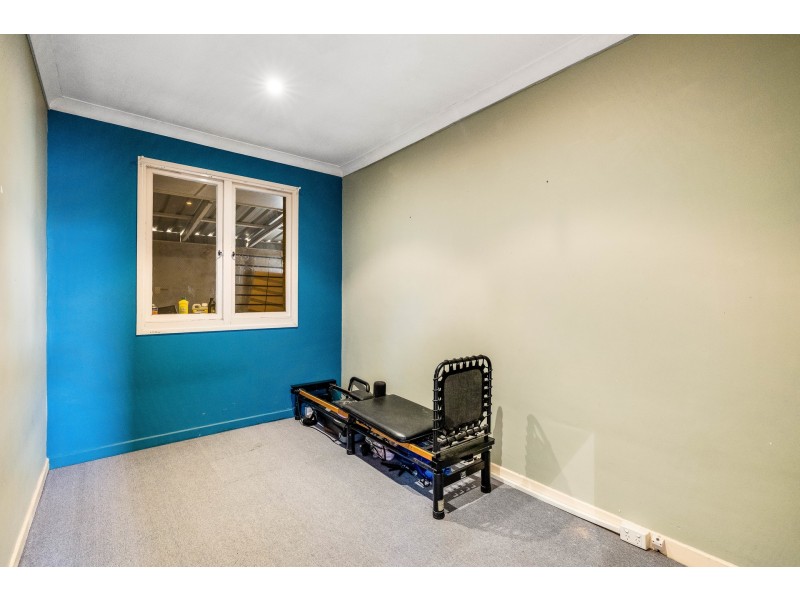 6 Lewis Street, Harristown QLD 4350