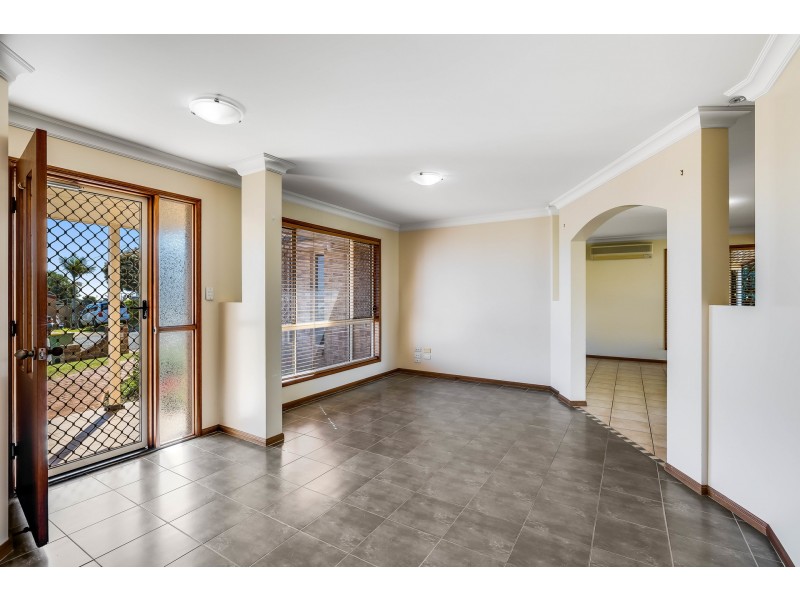 10 Elizabeth Kenny Court, Harristown QLD 4350