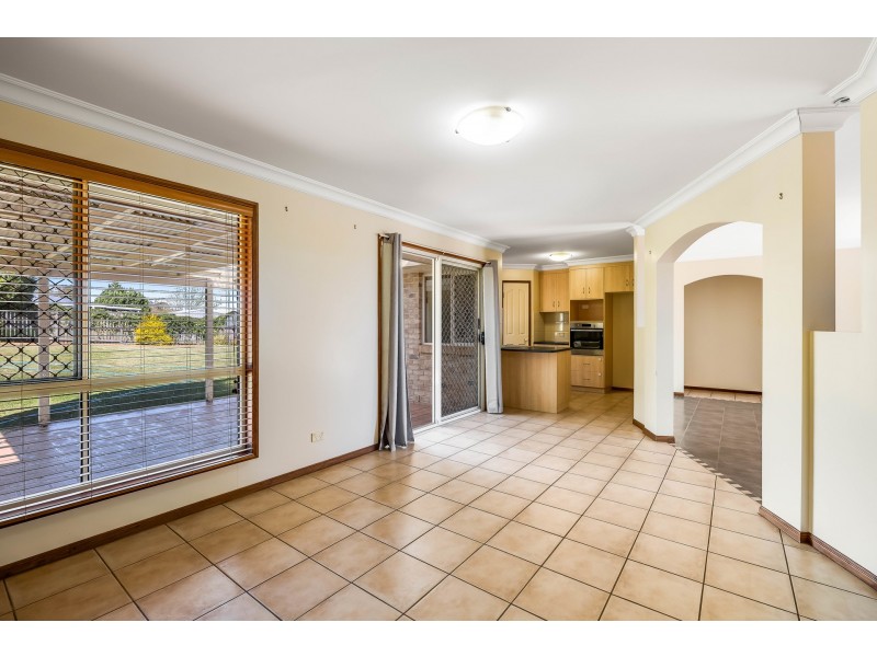 10 Elizabeth Kenny Court, Harristown QLD 4350