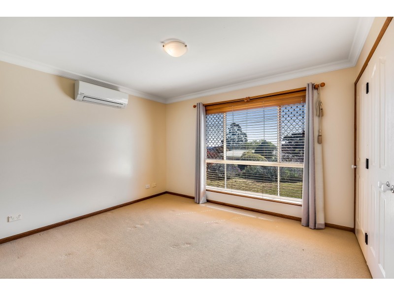 10 Elizabeth Kenny Court, Harristown QLD 4350