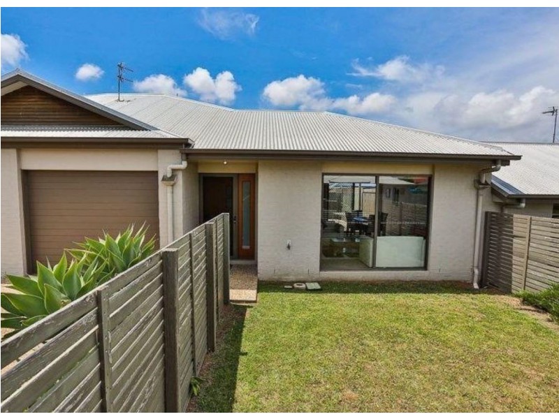 2/1 Nabiac Close, Kearneys Spring QLD 4350