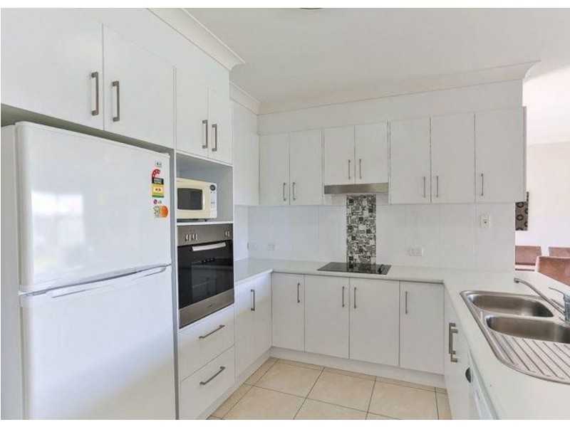 2/1 Nabiac Close, Kearneys Spring QLD 4350