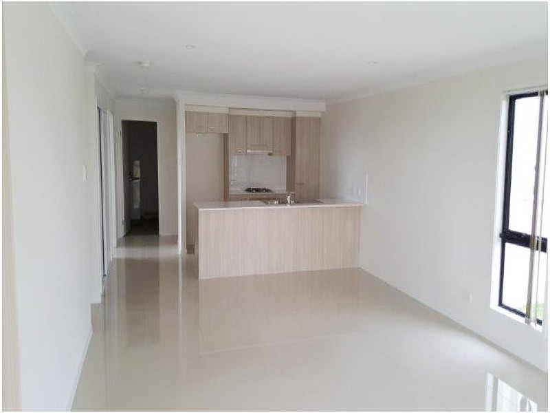 16 Tarcoola Street, Wyreema QLD 4352