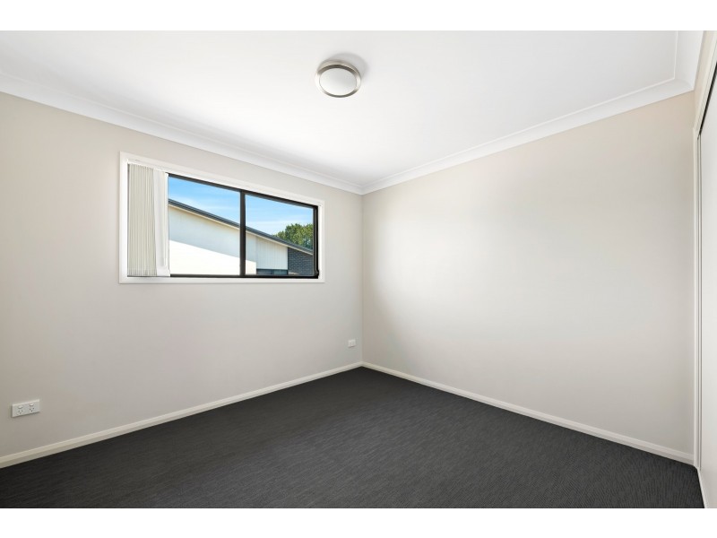 12/81 Vacy Street, Newtown QLD 4350