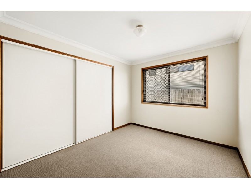 1&2/9 Mason Court, Kearneys Spring QLD 4350