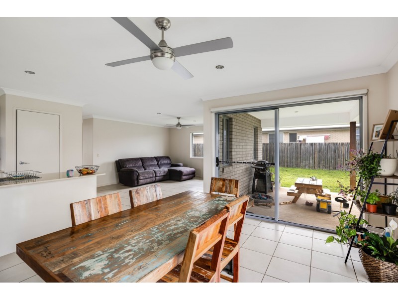 60 Edwin Street, Westbrook QLD 4350