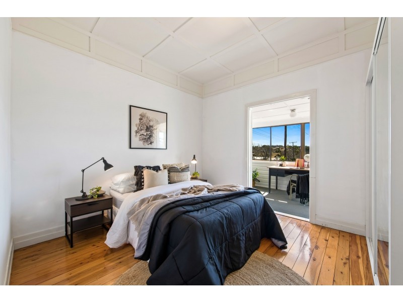 32 Avondale Street, Newtown QLD 4350