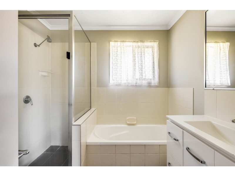 4 Pamela Street, Darling Heights QLD 4350