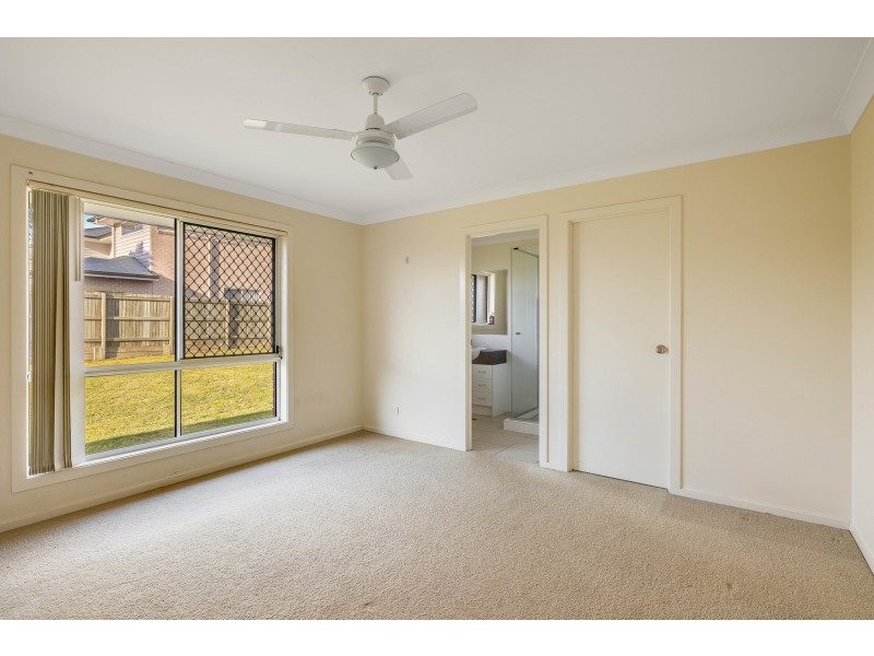 5 McIntosh Street, Westbrook QLD 4350