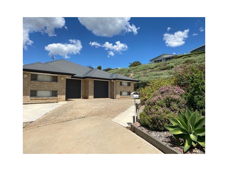 20a Alpine Court, Cranley QLD 4350