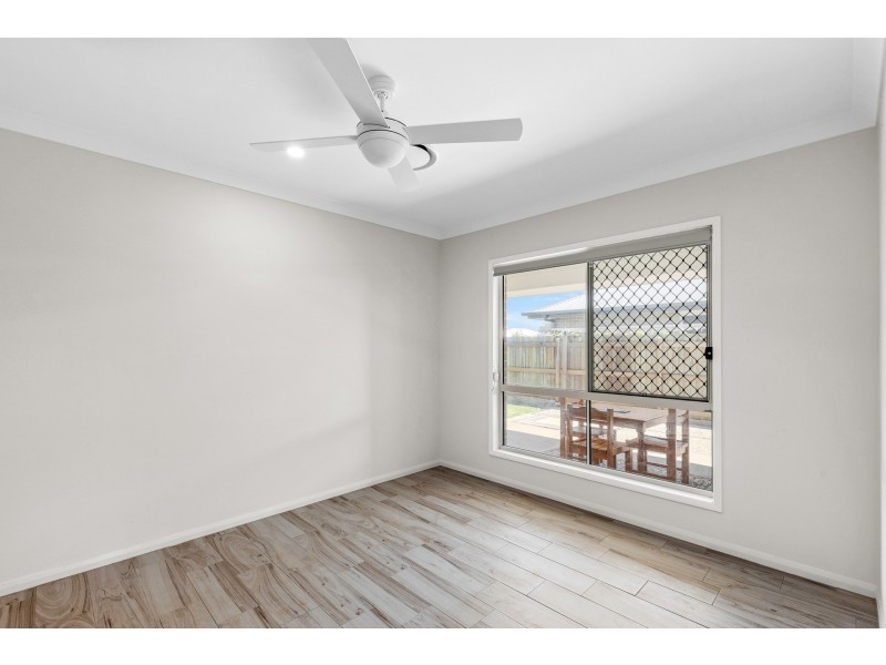 18 Lourdes Street, Middle Ridge QLD 4350