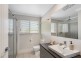 2/15 Henry Street, Mount Lofty QLD 4350