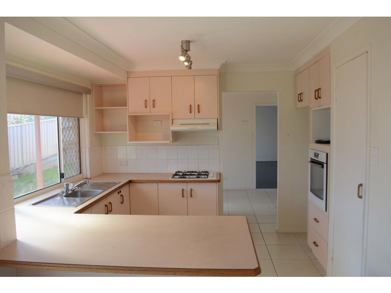 5 Silvergum Court, Glenvale QLD 4350